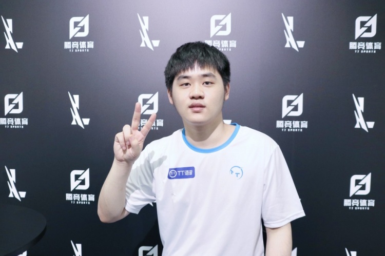 另一方的 另一方的