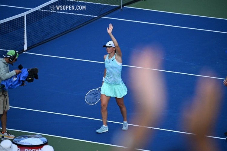 亲手交到宋 亲手交到宋